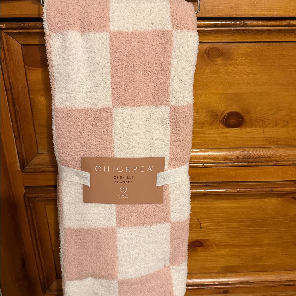 chick pea Pink and White Checkered Chenille Blanket